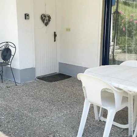 Haus Waldblick 公寓 *